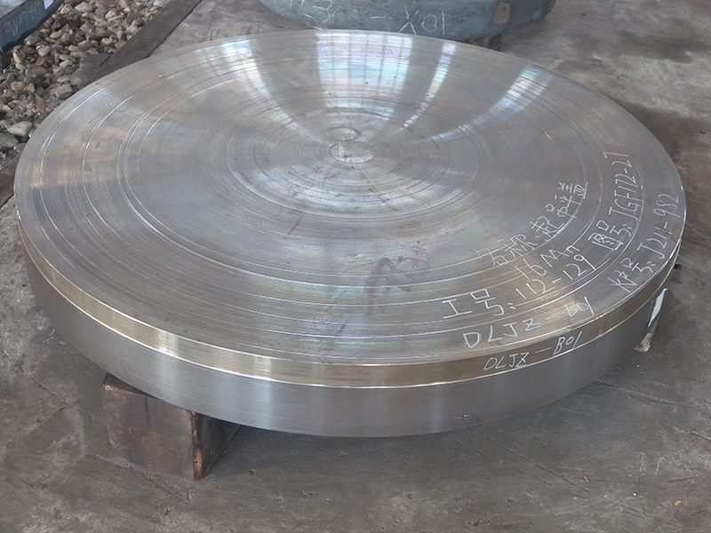 Pressure vessel forging